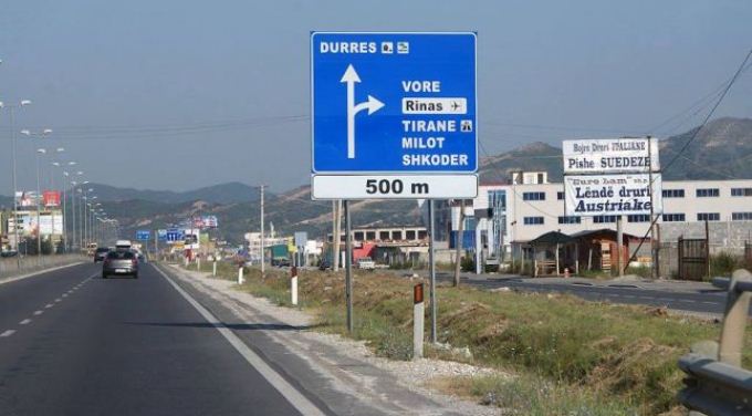 Autostrada Tirane-Durres me pagese: 2 deri ne 5 euro per cdo kalim